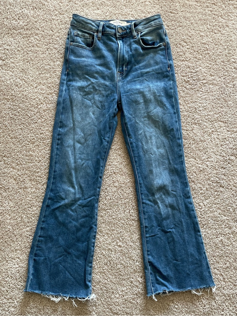 Hidden Happi Crop Flare Jeans